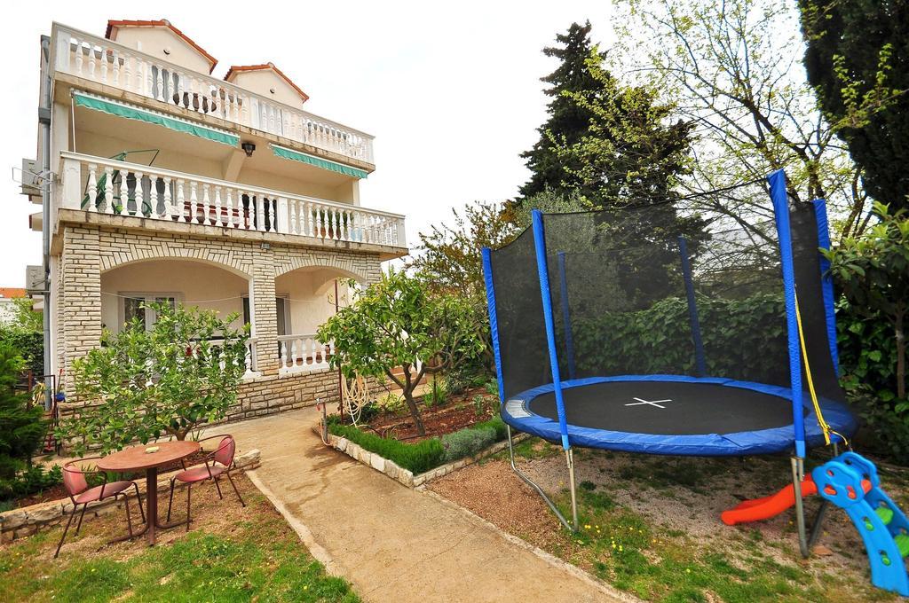 Apartments Toni Vodice Kültér fotó