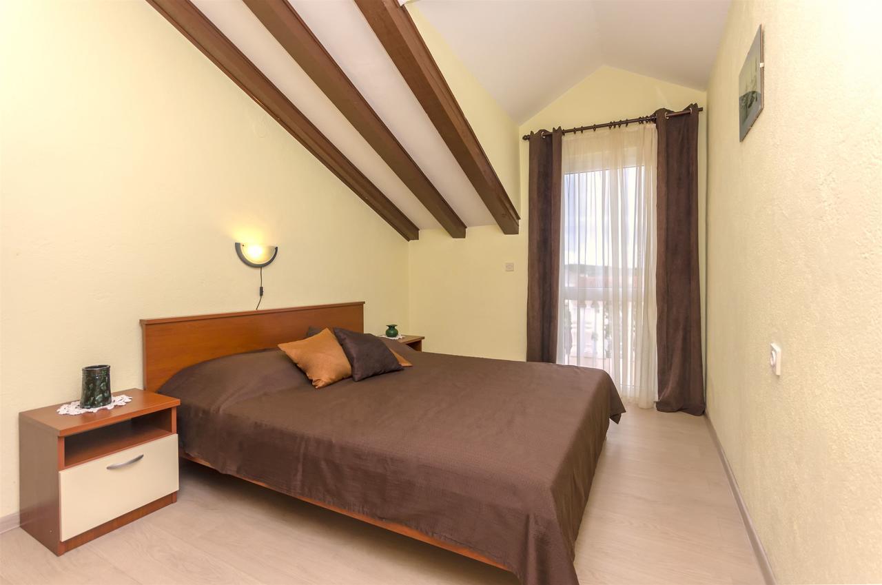 Apartments Toni Vodice Kültér fotó