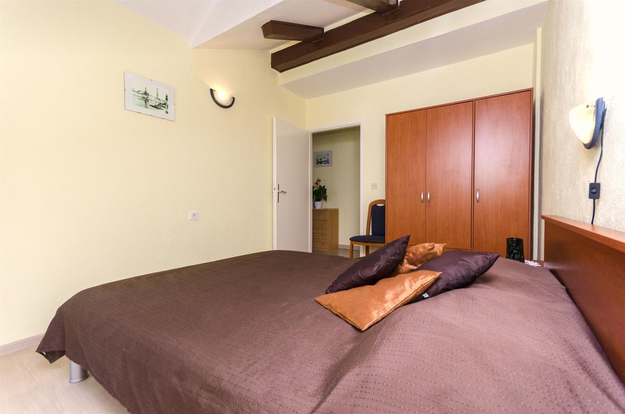 Apartments Toni Vodice Kültér fotó